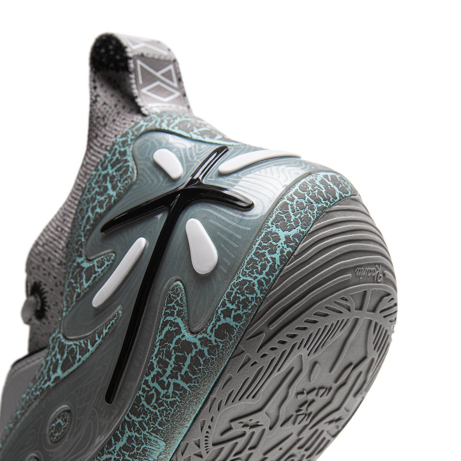 Li-Ning Way of Wade 11 "Statue" 李宁 韦德之道11 篮球鞋 雕像