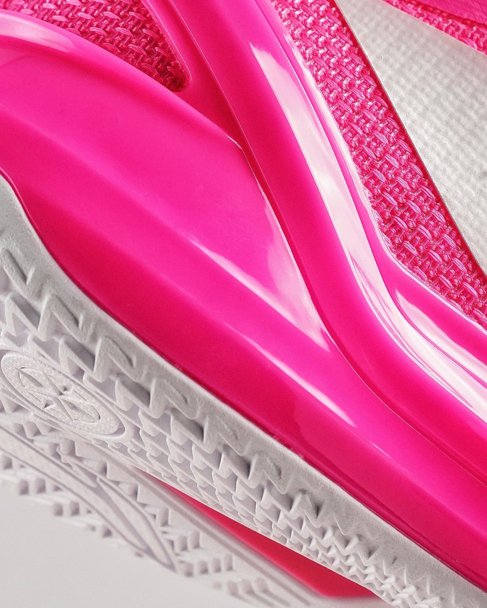 Li-Ning Liren 4 V2 "Pure Pink" 李宁 利刃4 V2 篮球鞋 荧光耀粉