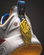 Anta x Kyrie Irving KAI 1 "Mother's Day" 安踏 欧文一代 篮球鞋 母亲节