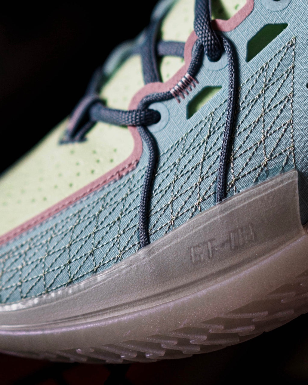 Nike Air Zoom G.T. Cut 3 "Easter" 篮球鞋 微黄绿