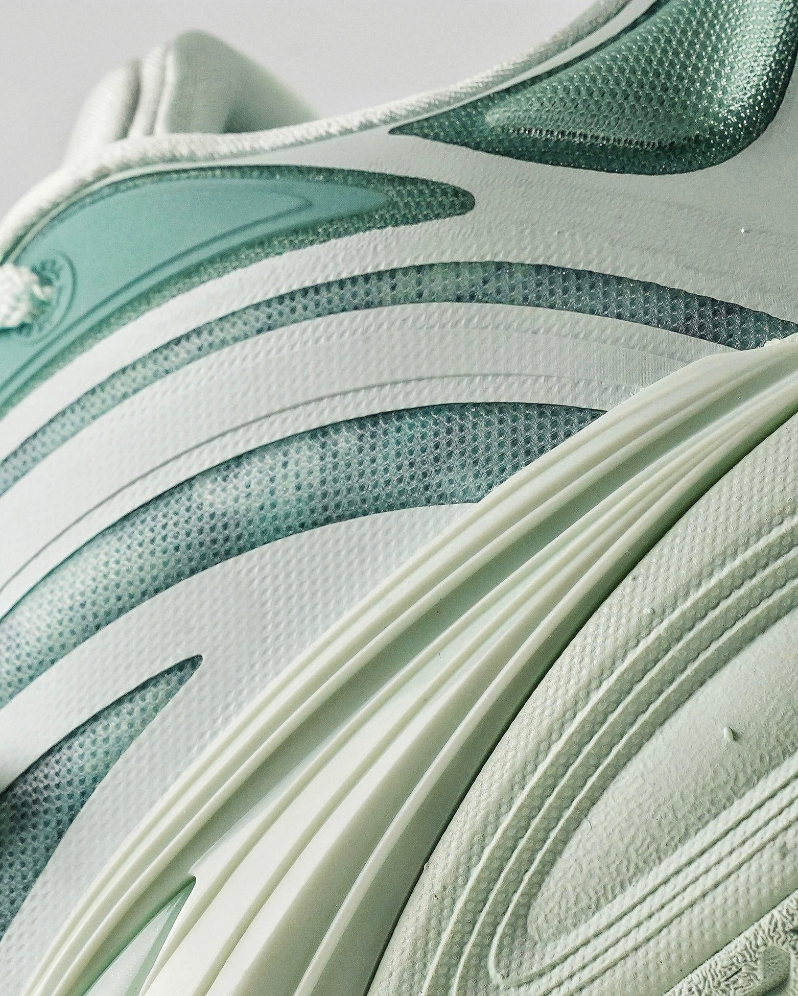 Sepatu Basket Anta x Kyrie Irving KAI 1 "Garden State"