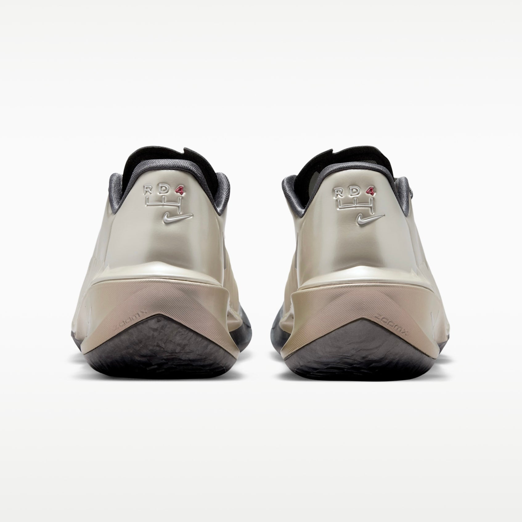 Nike Air Zoom G.T. Cut 4 "Rob Dillingham" 篮球鞋 金属银/米色