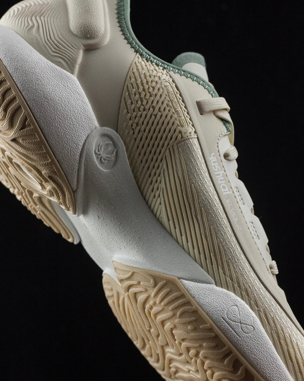 Li-Ning YuShuai 18 V2 "Off White" 李宁 驭帅18 V2 篮球鞋 米白/学士