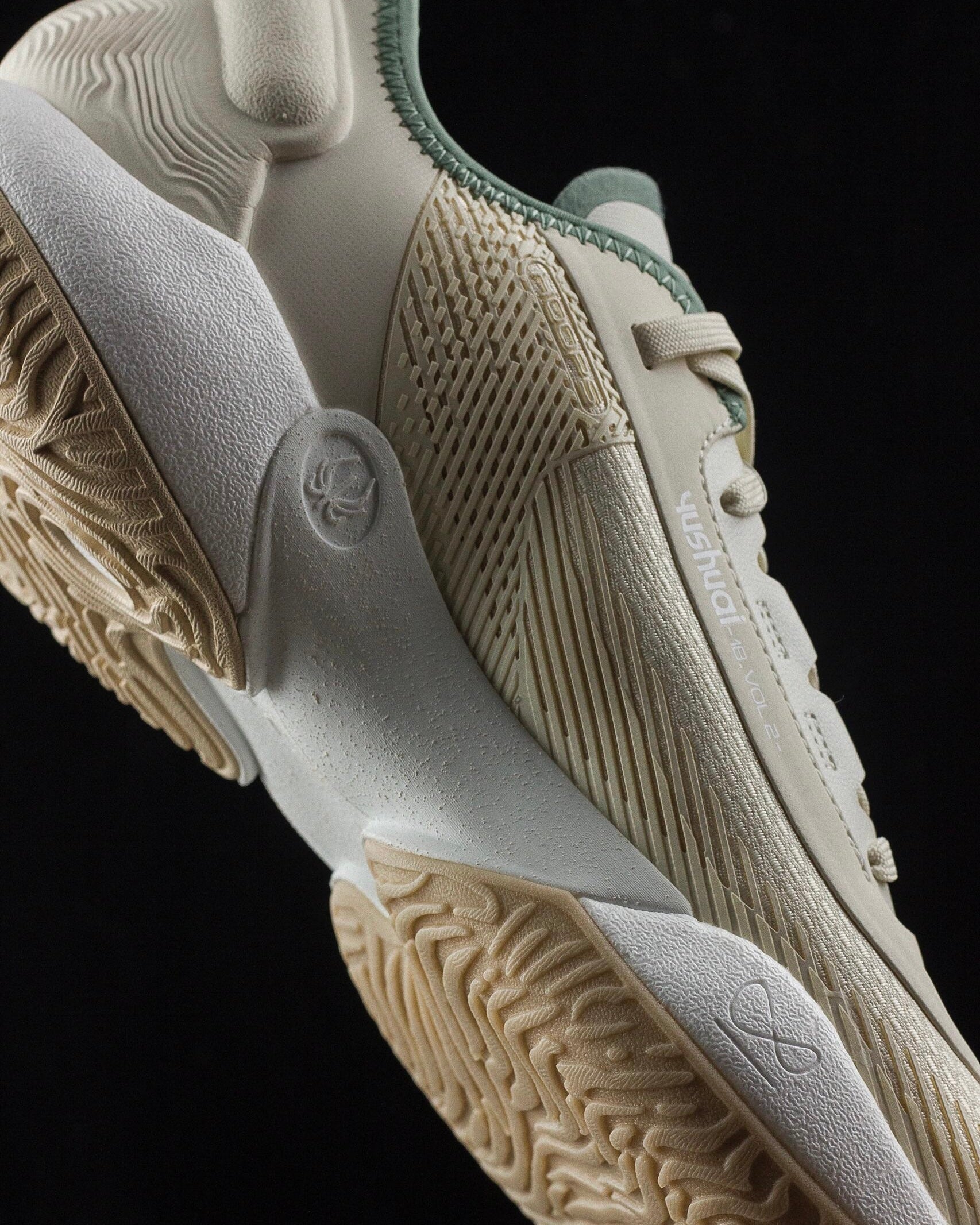 Li-Ning YuShuai 18 V2 "Off White" 李宁 驭帅18 V2 篮球鞋 米白/学士