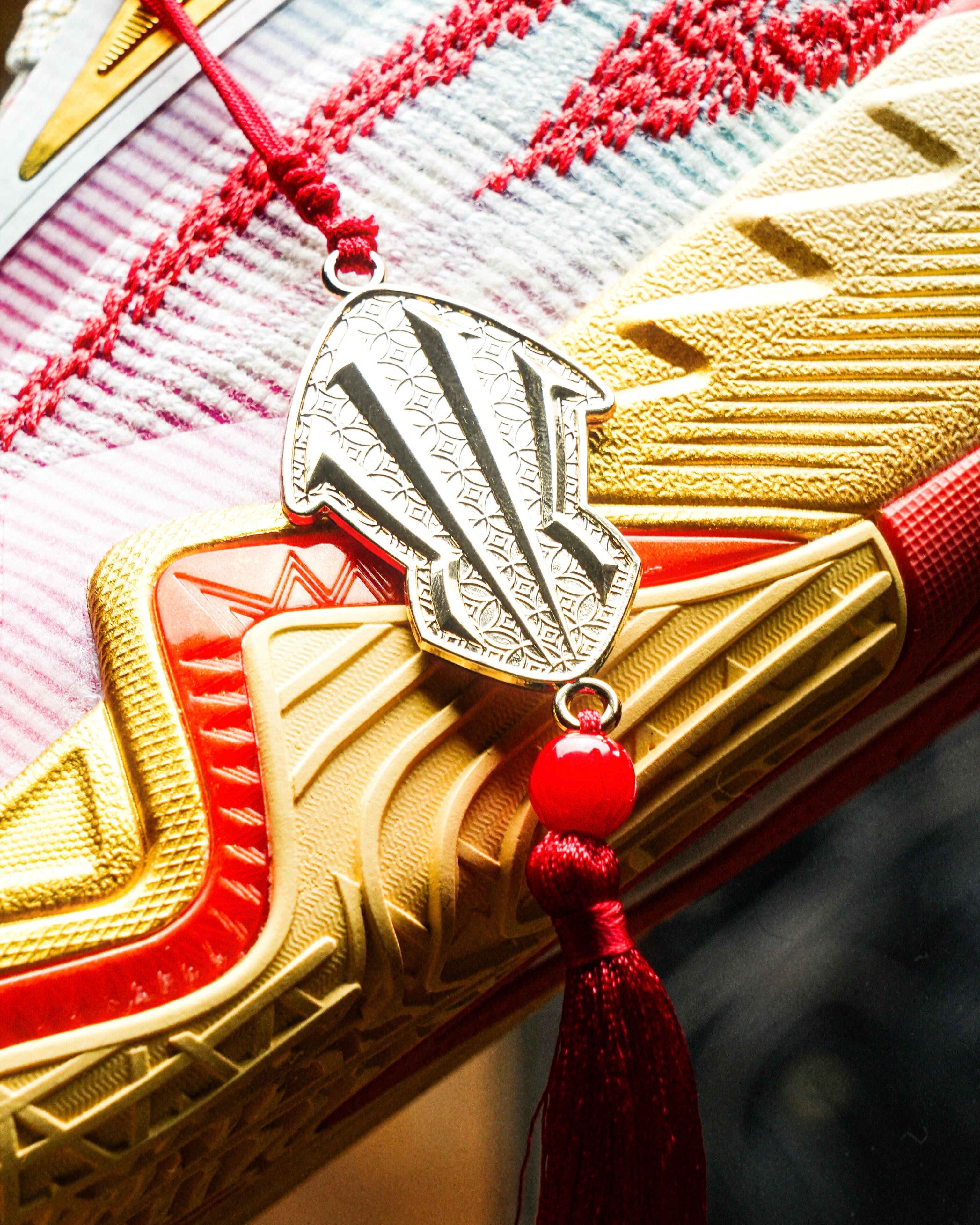 Anta x Kyrie Irving KAI 3 "Chinese New Year" 安踏 欧文三代 篮球鞋 骐骥