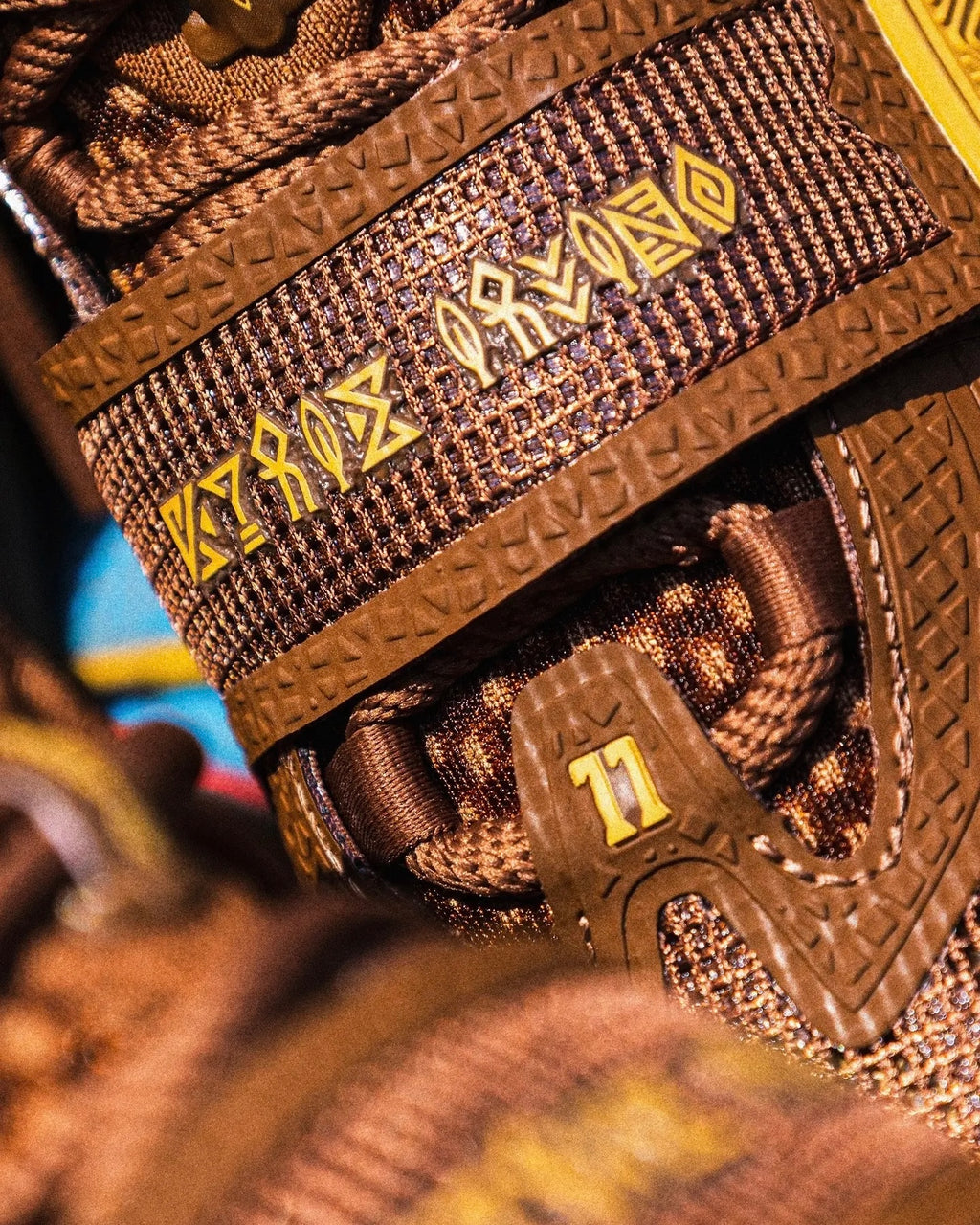 Anta x Kyrie Irving KAI 1 "Chief Hélà" 安踏 欧文一代 篮球鞋 酋长