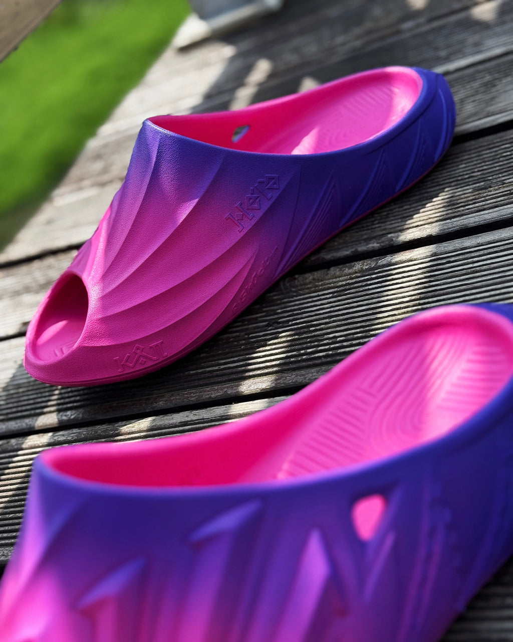 Anta KAI HéLà Slide 2 "Red Purple" 安踏 欧文 拖鞋 红紫
