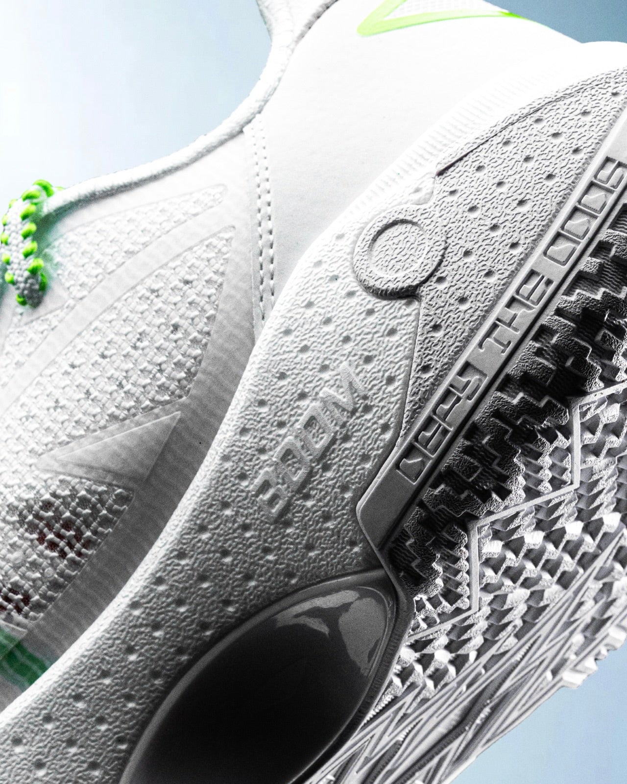 Li-Ning JieAo 2 "Blizzard" 李宁 桀骜2 篮球鞋 暴雪