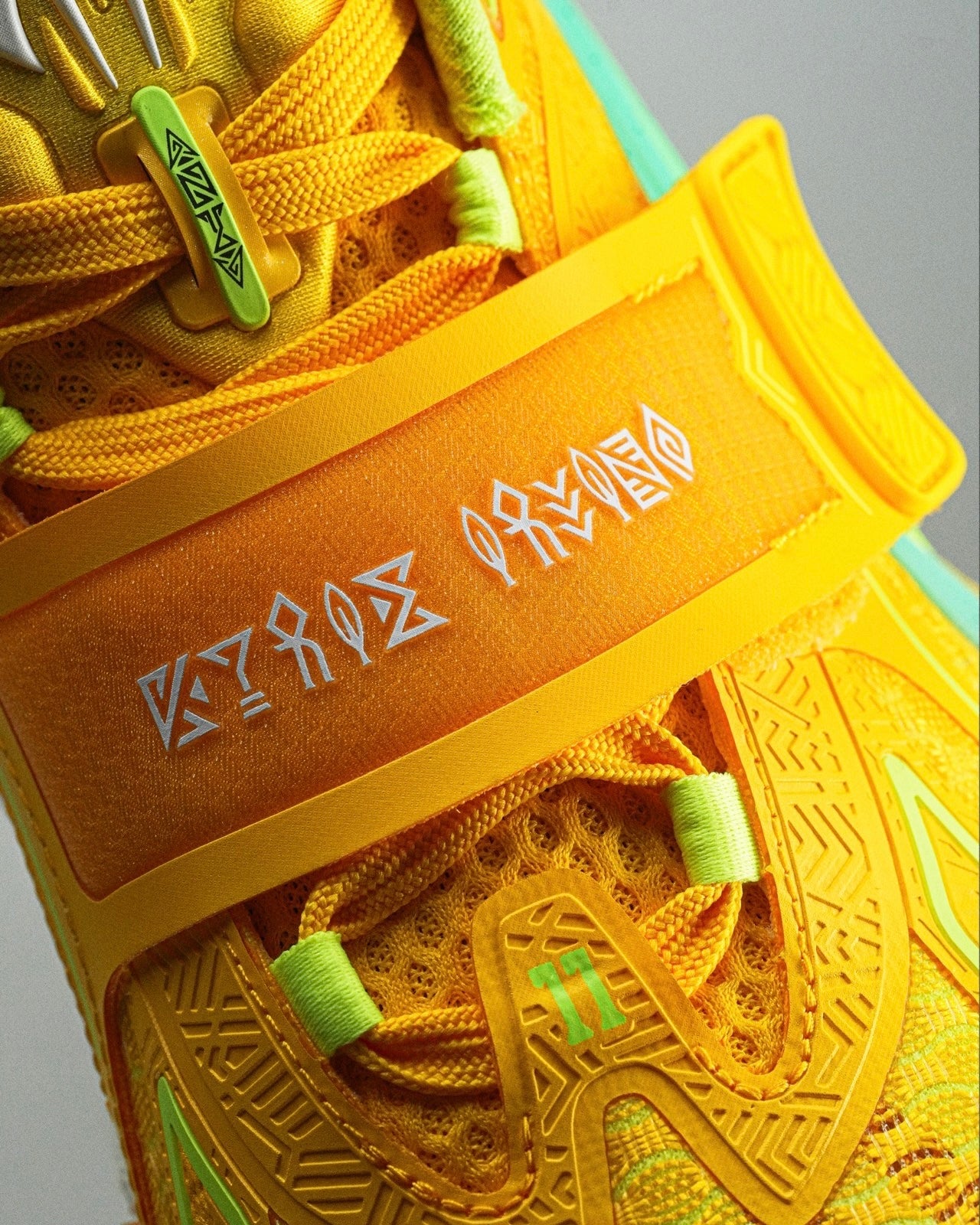 Anta x Kyrie Irving KAI 1 "Playoffs Energy" 安踏 欧文一代 篮球鞋 季后赛能量