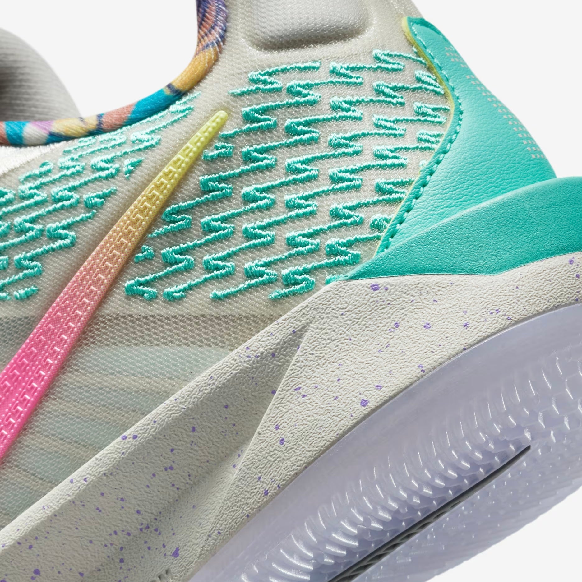 Nike Sabrina 2 x Titan "Make Space" 篮球鞋 浅骨色