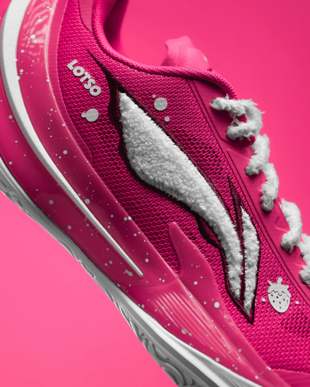 Li-Ning Liren 5 V2 x Disney "Lotso" 李宁 利刃5 V2 迪士尼联名 篮球鞋 草莓熊