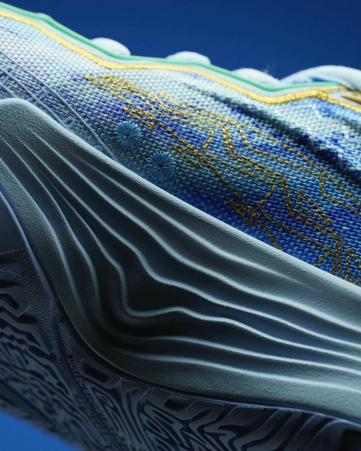 Anta x Kyrie Irving KAI 2 "Klay" 安踏 欧文二代 篮球鞋 克莱