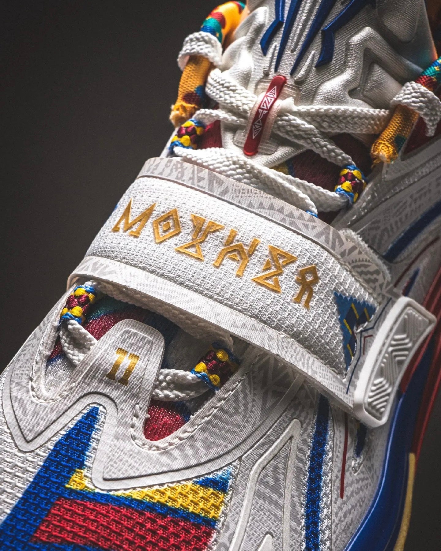 Anta x Kyrie Irving KAI 1 "Mother's Day" 安踏 欧文一代 篮球鞋 母亲节