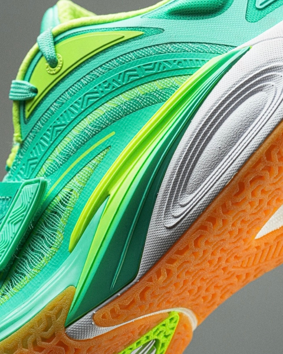 Anta x Kyrie Irving KAI 1 "Green Grails" 安踏 欧文一代 篮球鞋 绿色圣杯