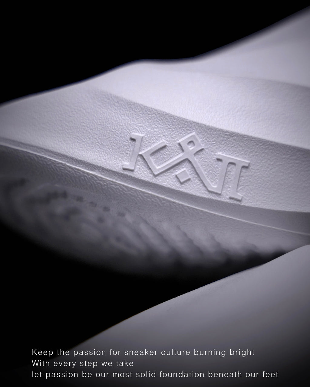 Anta KAI HéLà Slide 2 "White Blue" 安踏 欧文 拖鞋 白蓝绿