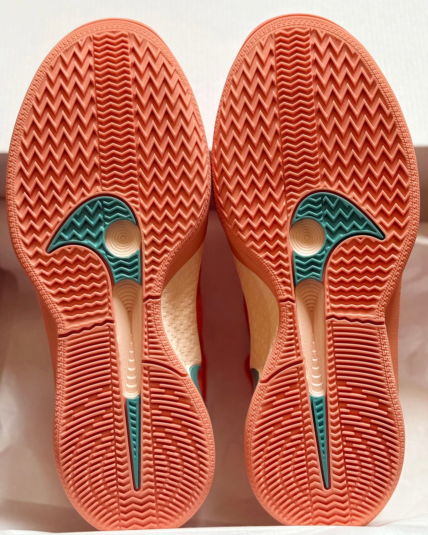 Nike Sabrina 2 "Apricot Agate" 篮球鞋 肉粉色
