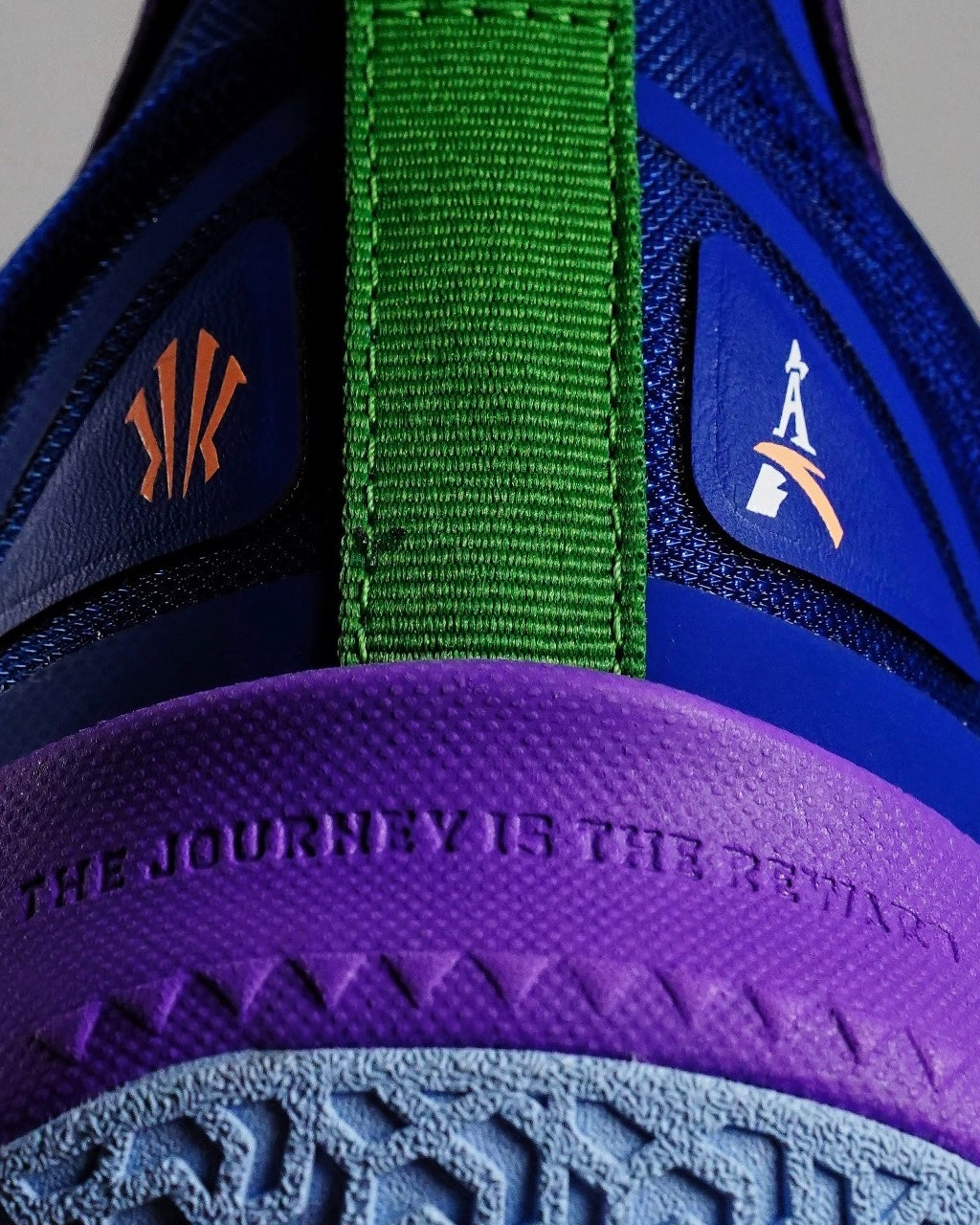 Anta x Kyrie Irving KAI 1 "Fleur De Lis" 安踏 欧文一代 篮球鞋 鸢尾花