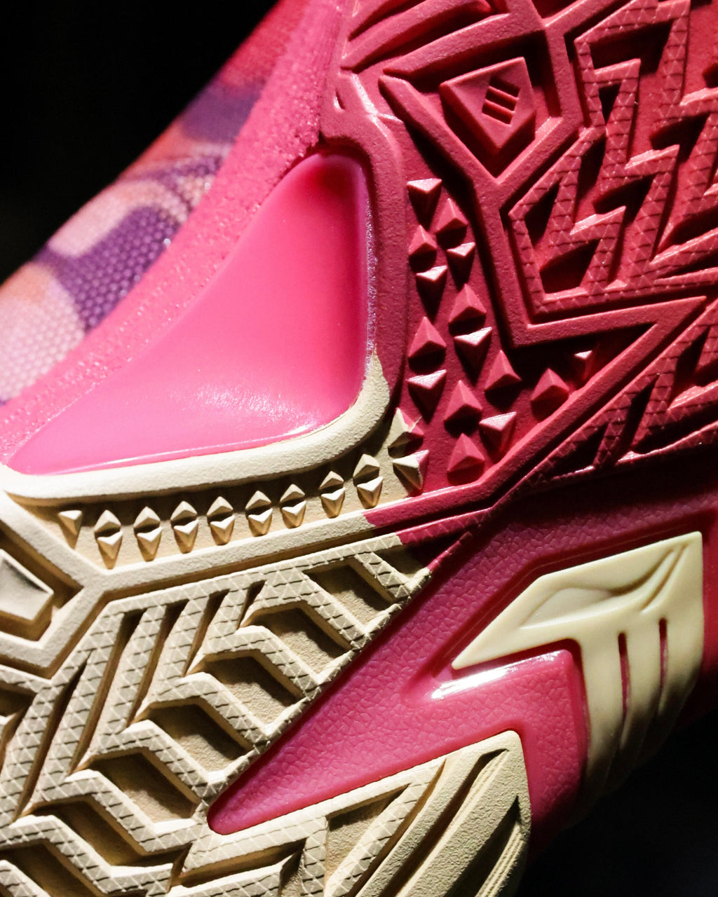 Li-Ning JieAo 3 "Metamorphosis" 李宁 桀骜3 篮球鞋 蜕变