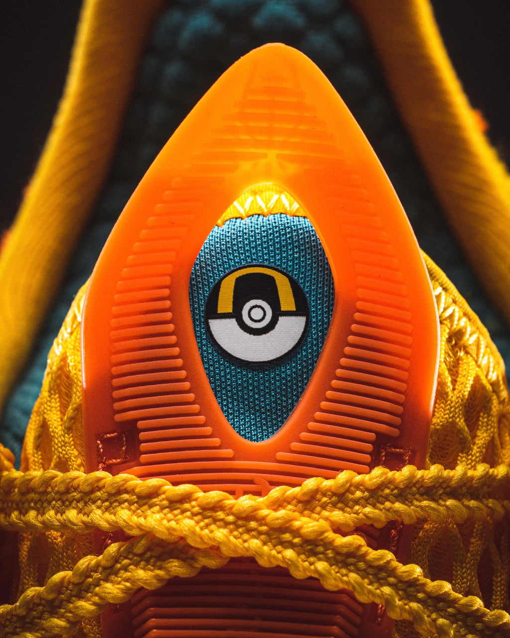Li-Ning Sonic 13 V2 x Pokémon "Charizard" 李宁 音速13 V2 宝可梦联名 篮球鞋 喷火龙