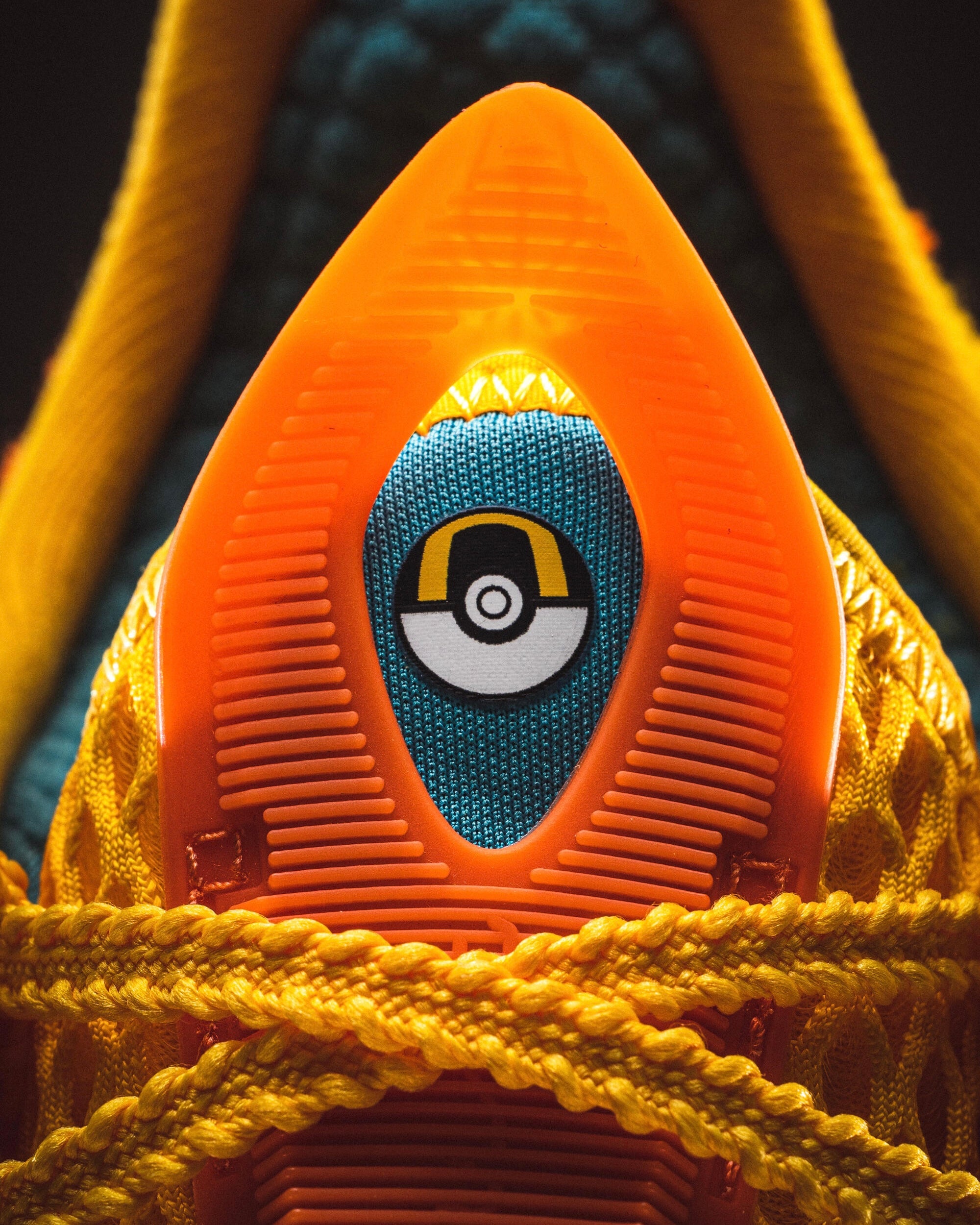 Li-Ning Sonic 13 V2 x Pokémon "Charizard" 李宁 音速13 V2 宝可梦联名 篮球鞋 喷火龙
