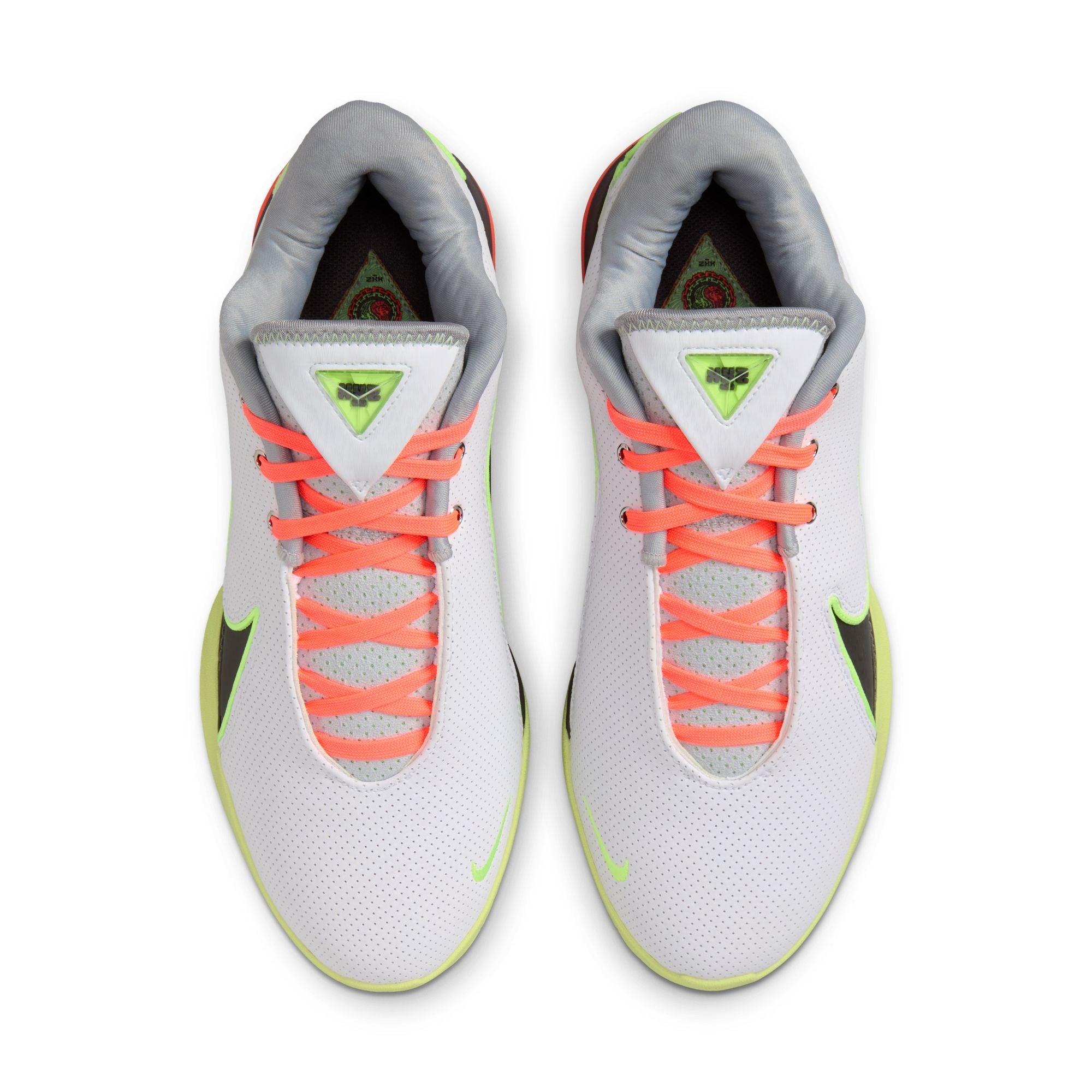 Sepatu Basket Nike LeBron 22 EP "Crown Jewel" (Putih)