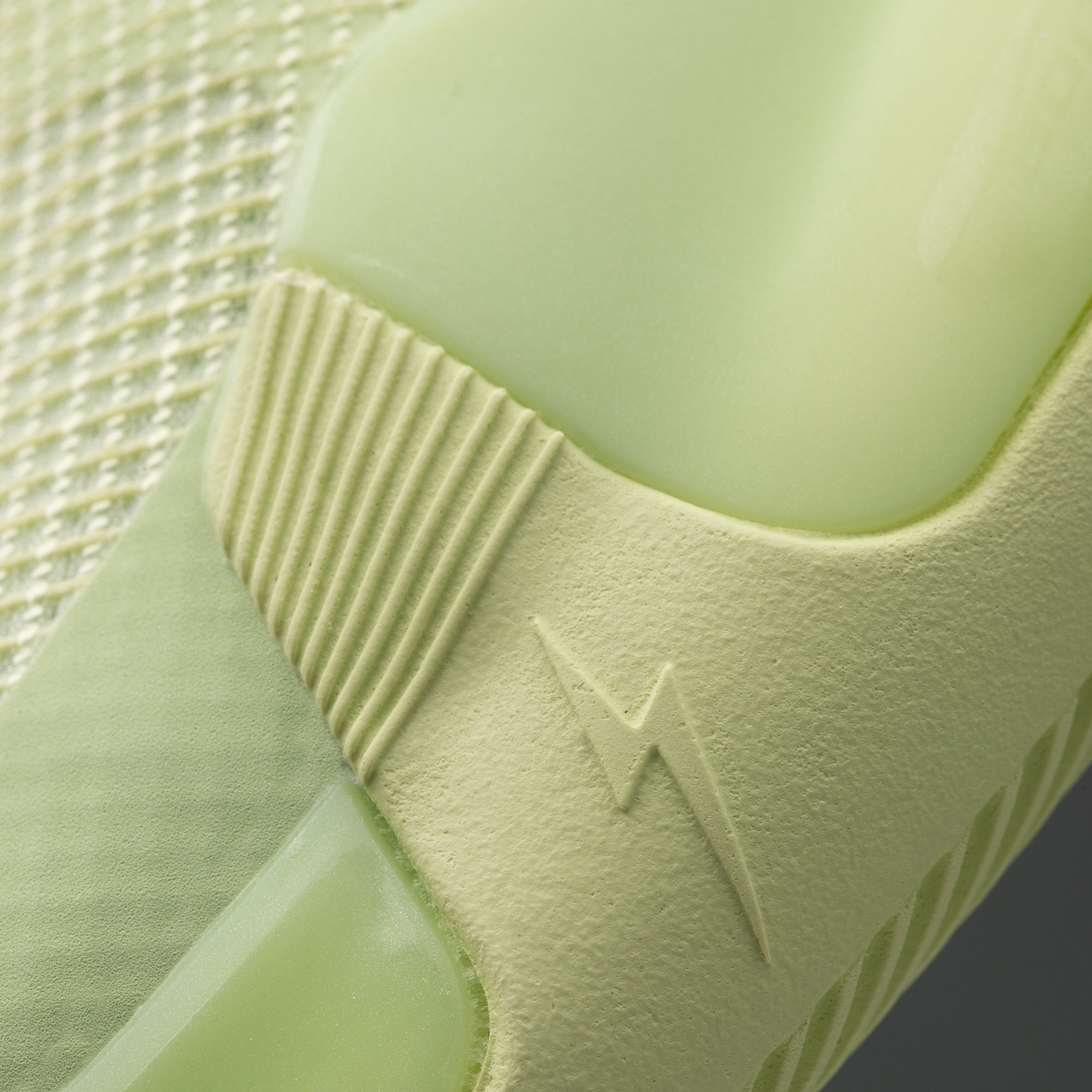 Li-Ning Way of Wade 10 Low "Avocado" 李宁 韦德之道10 低帮 篮球鞋 牛油果