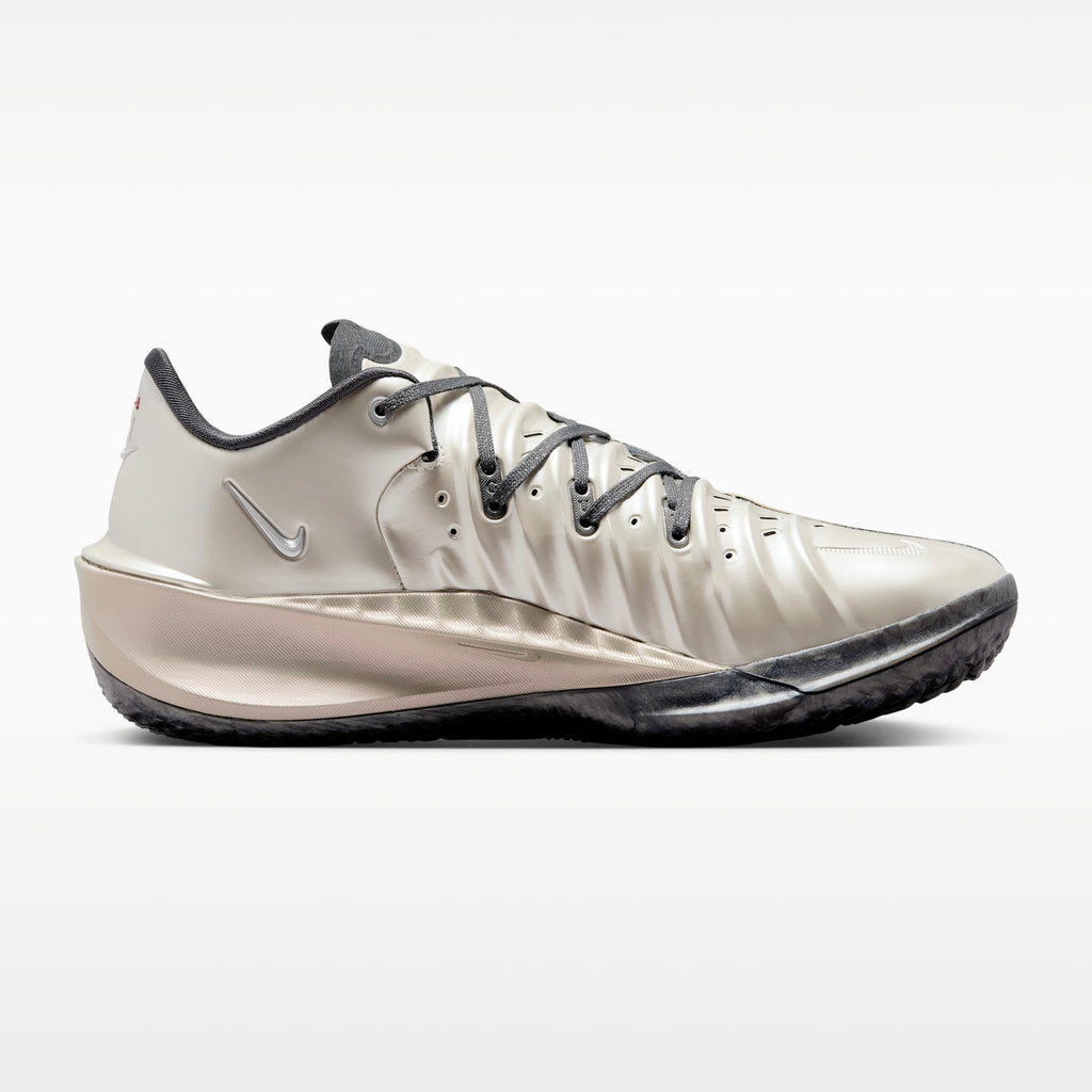 Nike Air Zoom G.T. Cut 4 "Rob Dillingham" 篮球鞋 金属银/米色