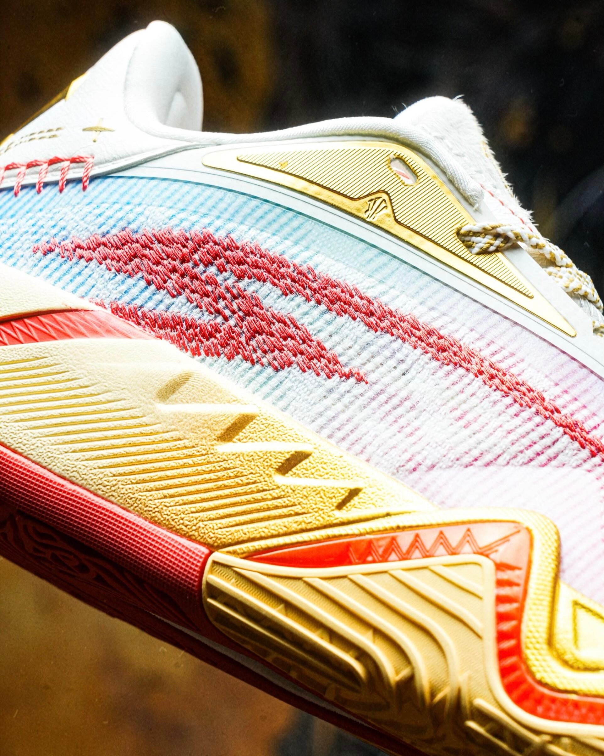 Anta x Kyrie Irving KAI 3 "Chinese New Year" 安踏 欧文三代 篮球鞋 骐骥