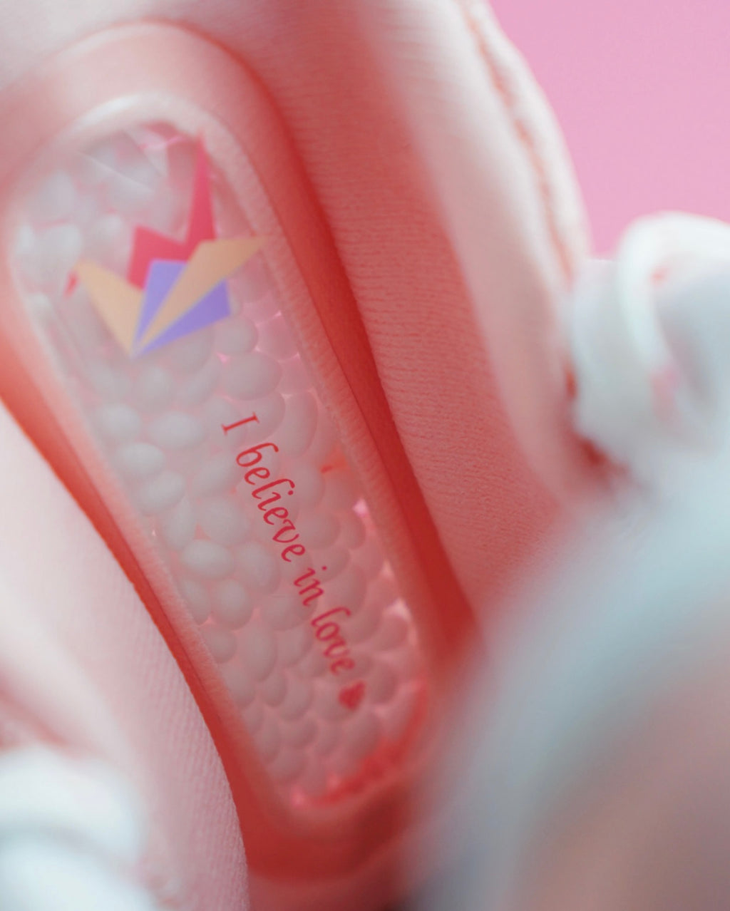 Rigorer AR 1 "Valentine's Day" 准者 里夫斯一代 V2 破茧 篮球鞋 情人节