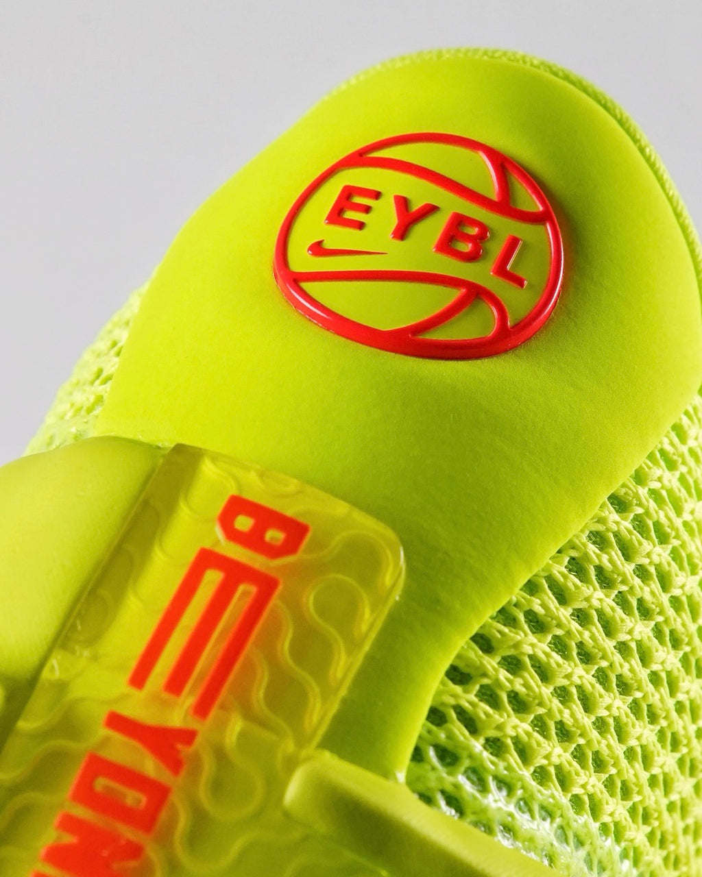 Nike Air Zoom G.T. Cut 1 "EYBL" 篮球鞋 黄色
