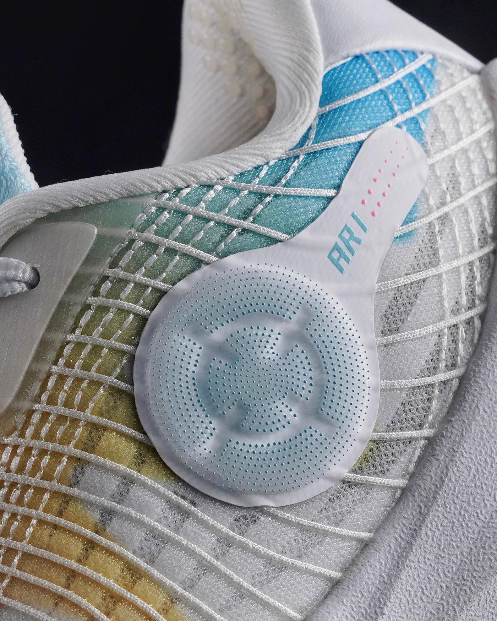 Rigorer AR 1 "Ice Cream" 准者 里夫斯一代 V2 破茧 篮球鞋 冰淇淋