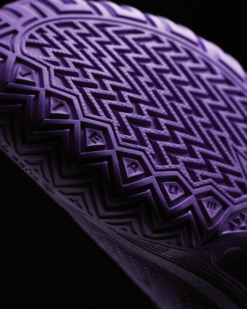 Li-Ning JieAo 3 "Talantula" 李宁 桀骜3 篮球鞋 狼蛛