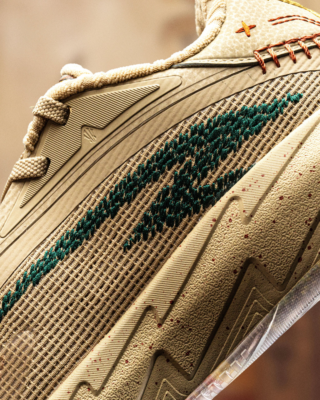 Anta x Kyrie Irving KAI 3 "Mastery" 安踏 欧文三代 篮球鞋 战神