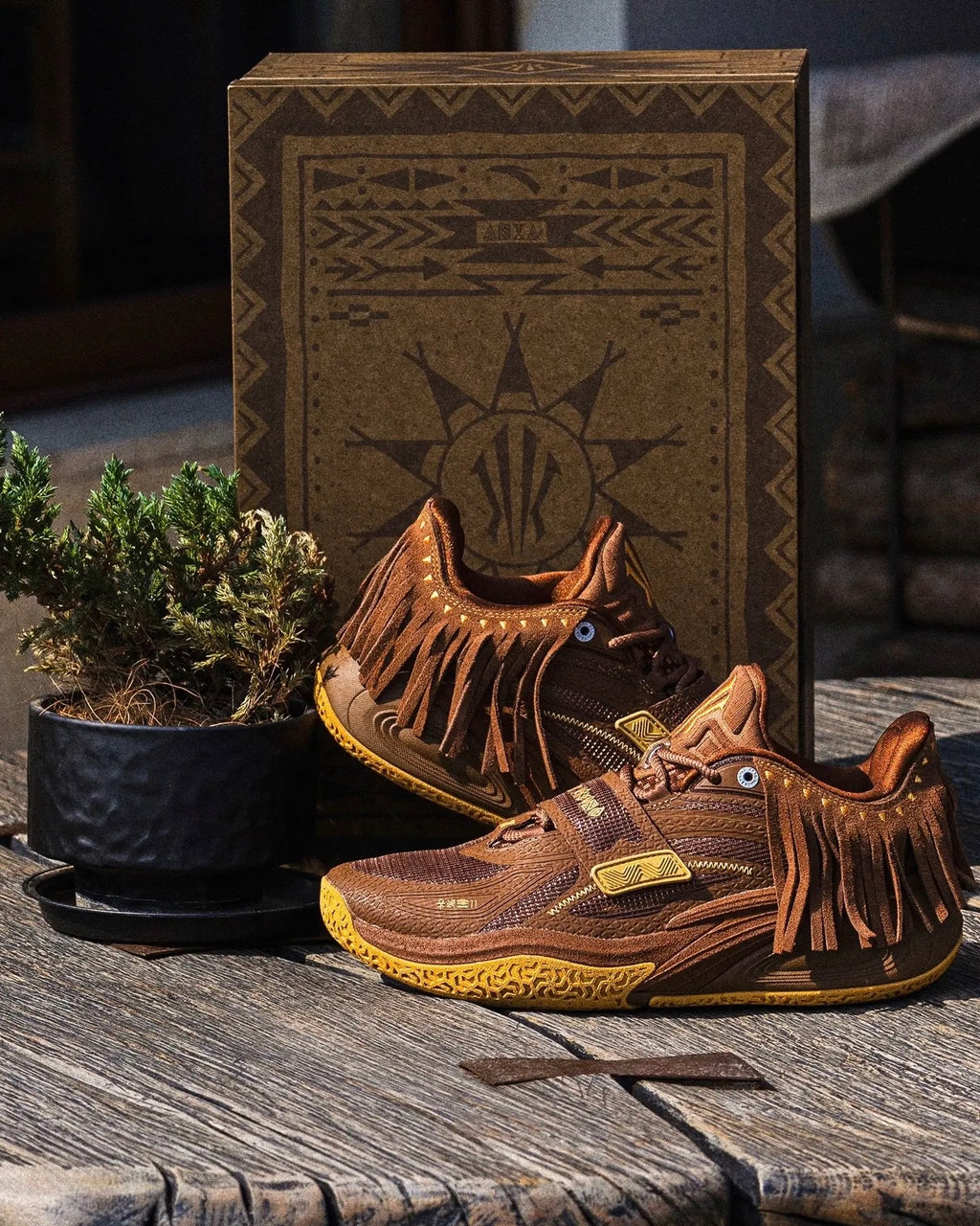 Anta x Kyrie Irving KAI 1 "Chief Hélà" 安踏 欧文一代 篮球鞋 酋长