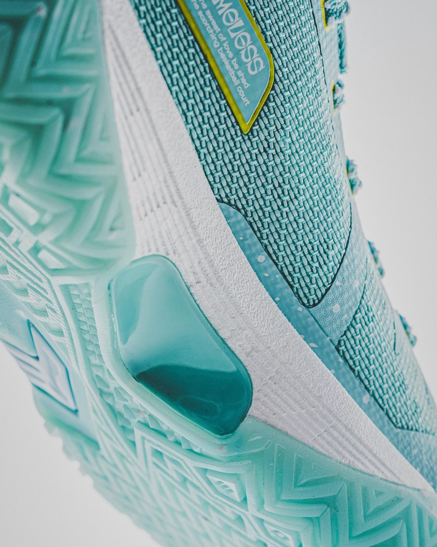 Li-Ning JieAo 3 "Crystal Frog" 李宁 桀骜3 篮球鞋 水晶蛙