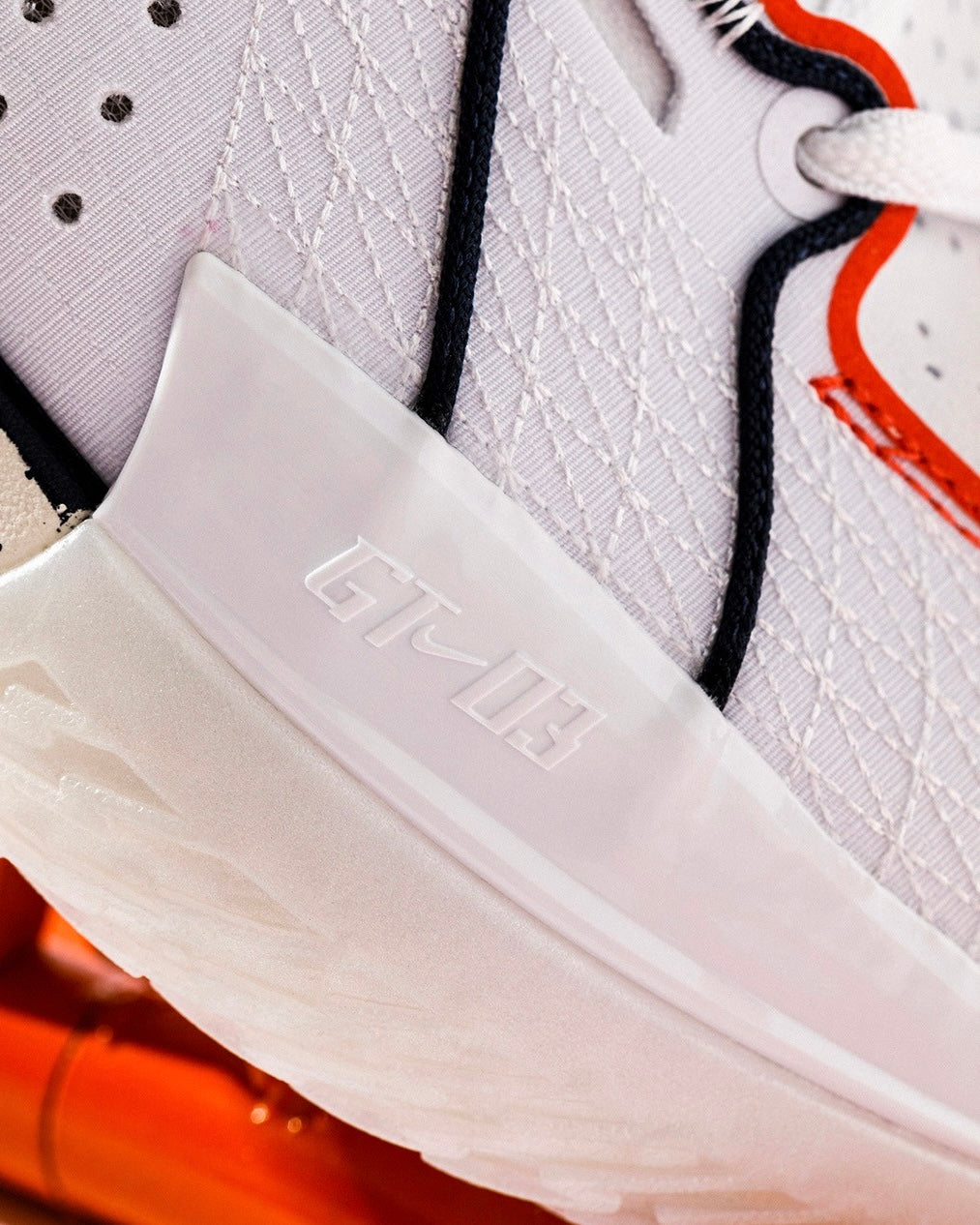 Nike Air Zoom G.T. Cut 3 EP "CHBL" 篮球鞋 耐高 纯白色/橙色