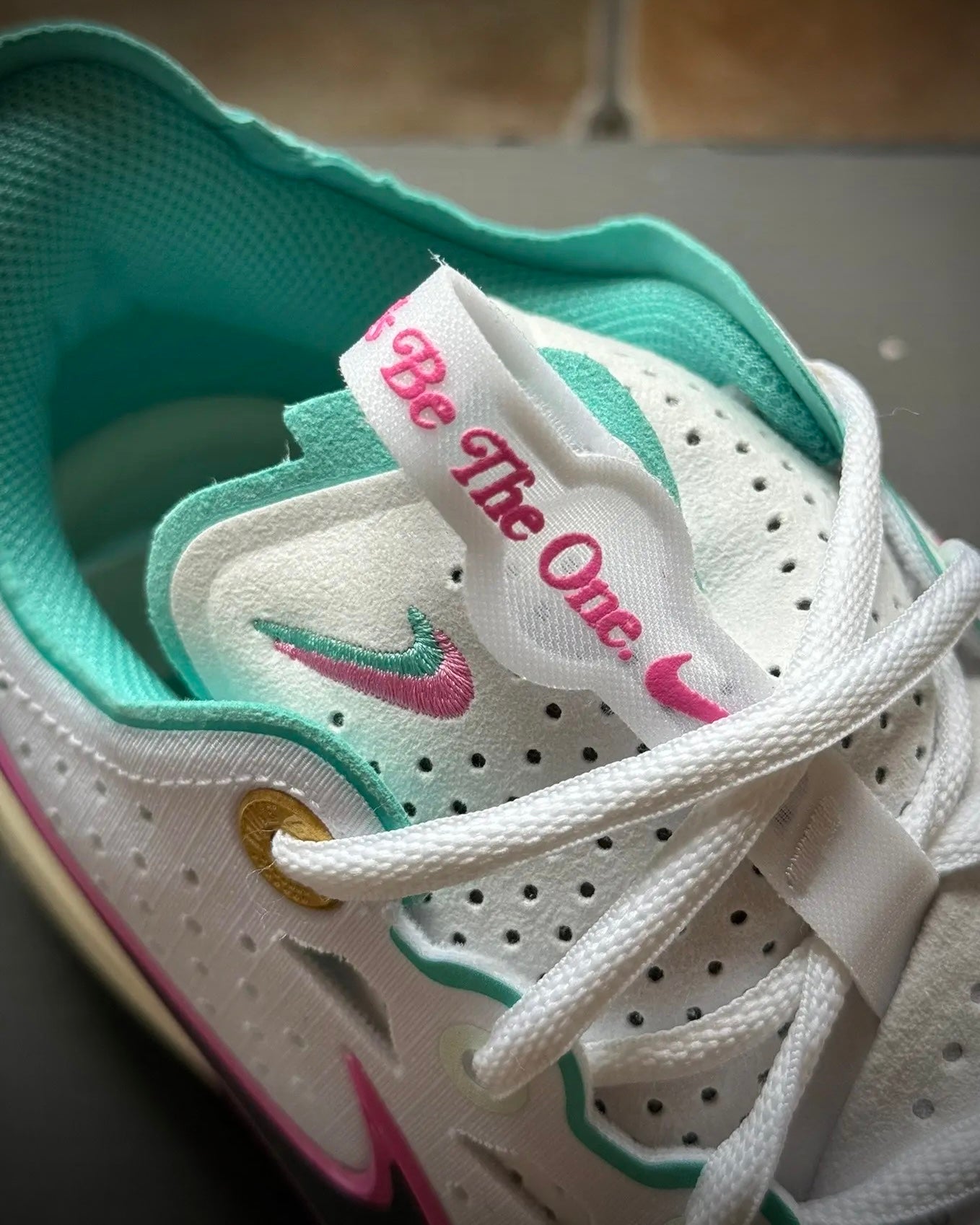 Sepatu Basket Nike Air Zoom GT Cut 3 "White Pink Teal" (Putih/Merah Muda/Hijau Teal)