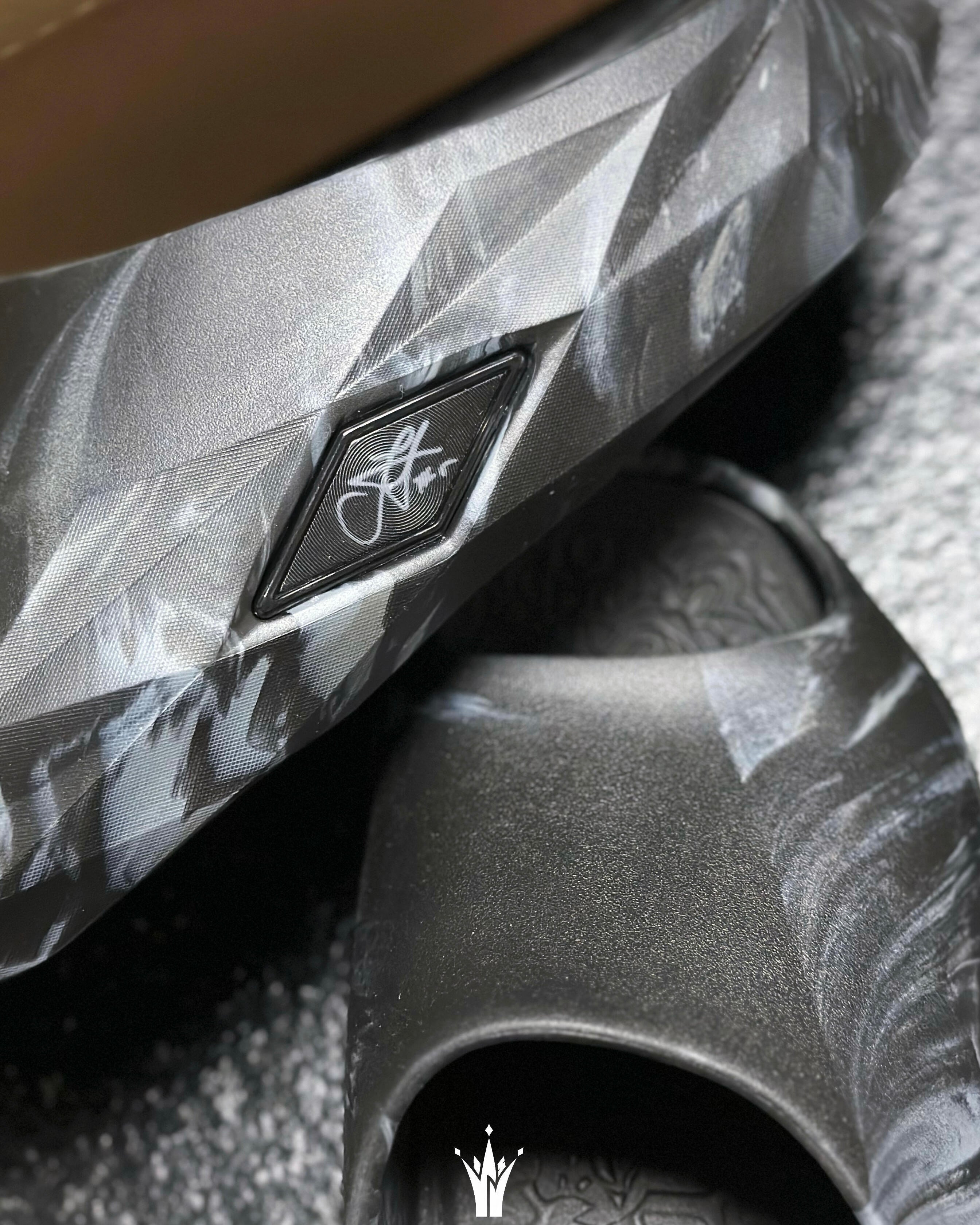361° Joker Matrix Slides "Darkstar" 钻石 拖鞋 黑曜