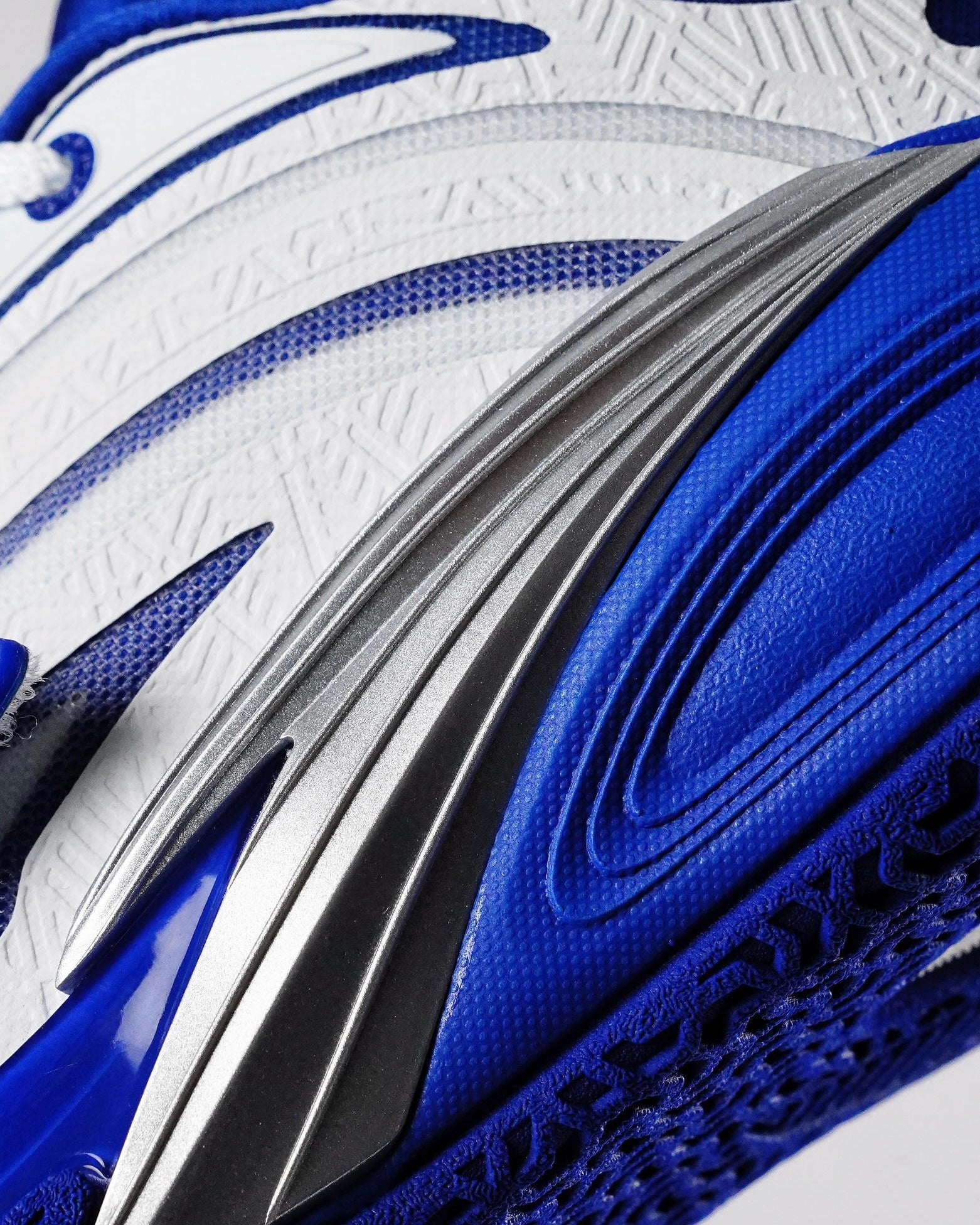 Anta x Kyrie Irving KAI 1 "11 Games" 安踏 欧文一代 篮球鞋 11/学院