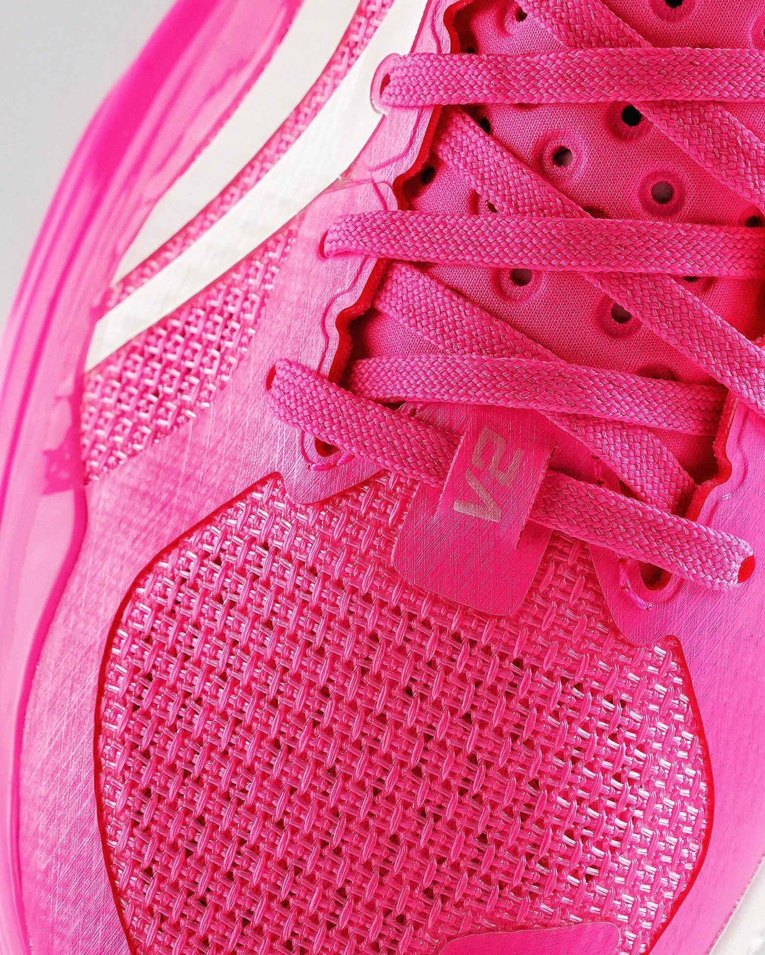 Li-Ning Liren 4 V2 "Pure Pink" 李宁 利刃4 V2 篮球鞋 荧光耀粉