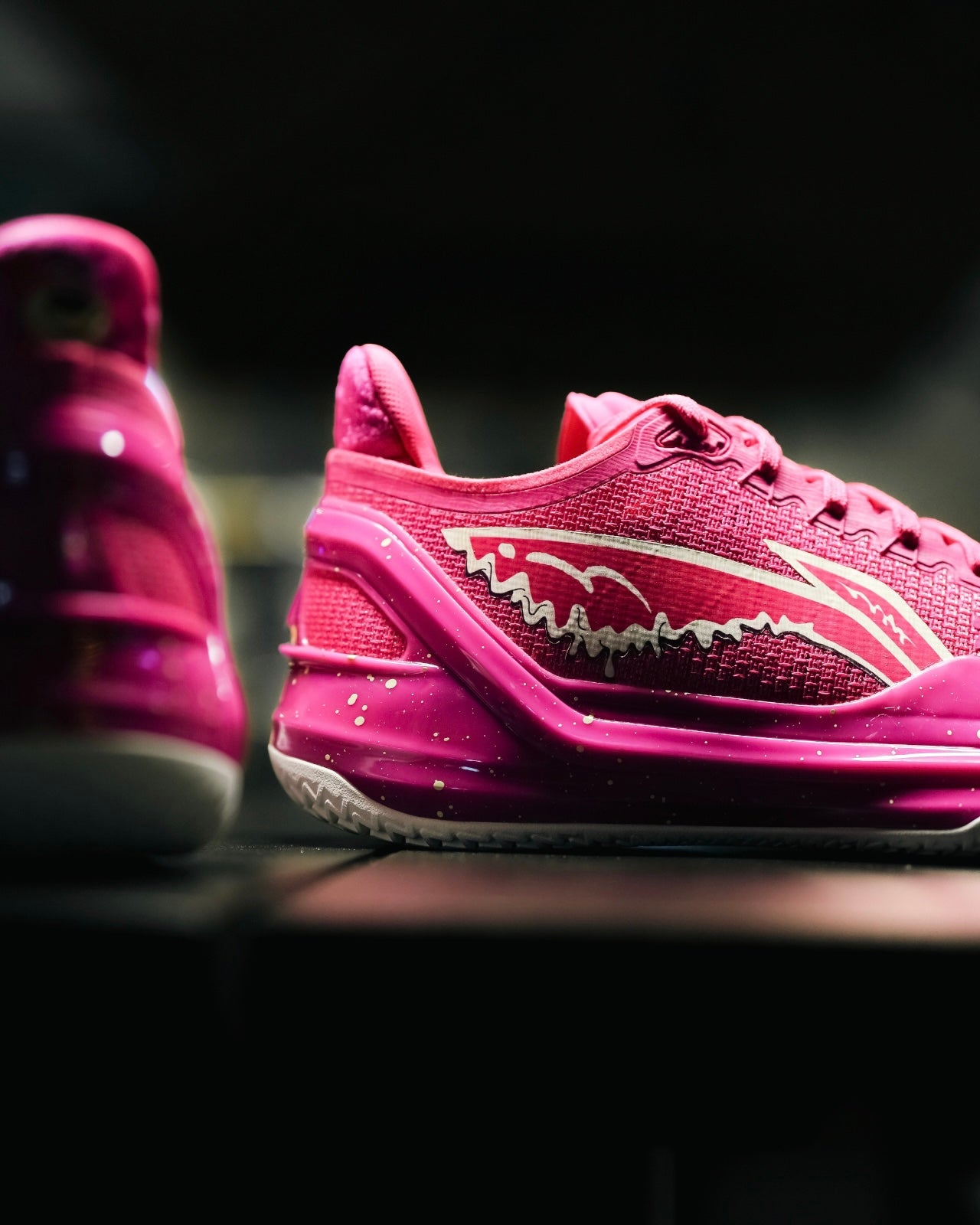 Li-Ning Liren 4 V2 x Disney "Lotso" 李宁 利刃4 V2 迪士尼联名 篮球鞋 草莓熊