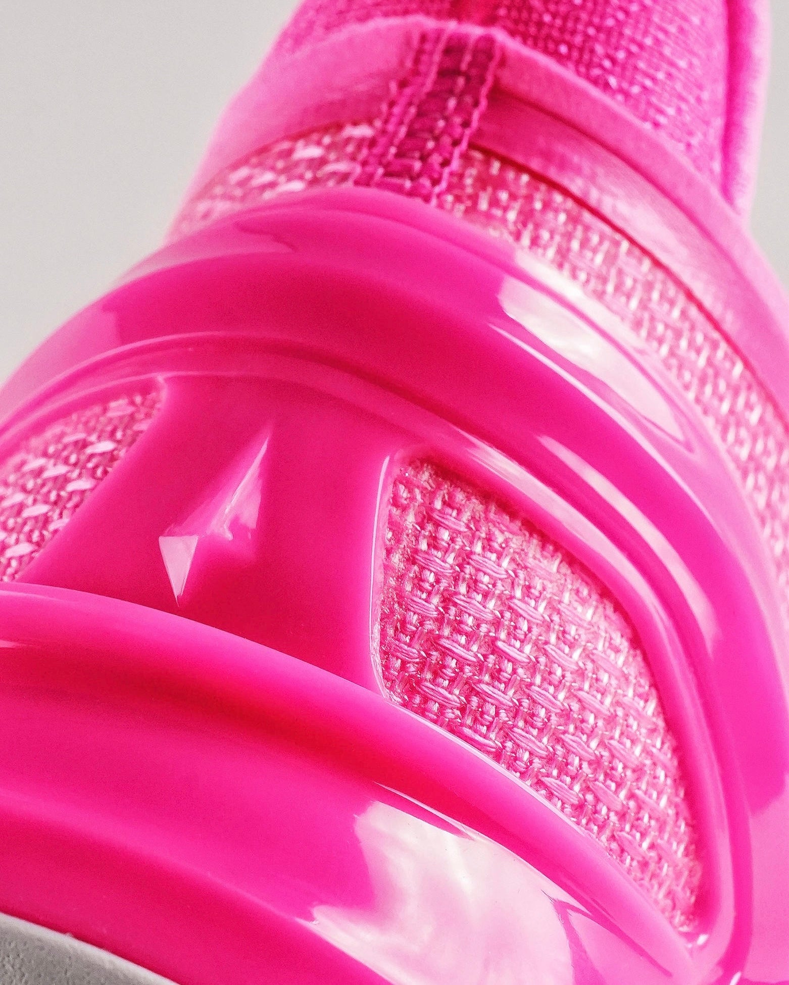 Li-Ning Liren 4 V2 "Pure Pink" 李宁 利刃4 V2 篮球鞋 荧光耀粉