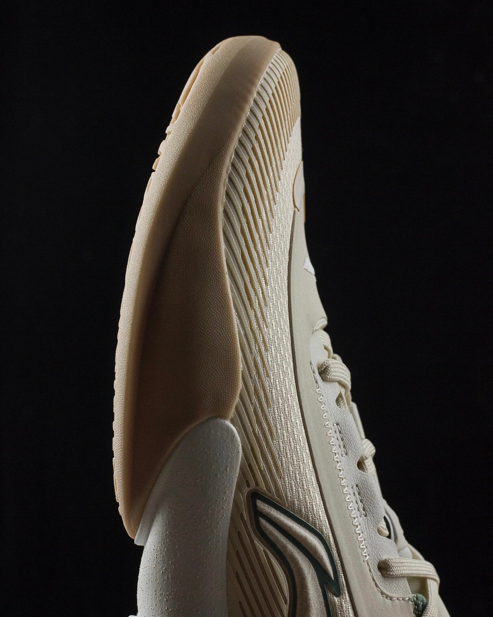 Li-Ning YuShuai 18 V2 "Off White" 李宁 驭帅18 V2 篮球鞋 米白/学士