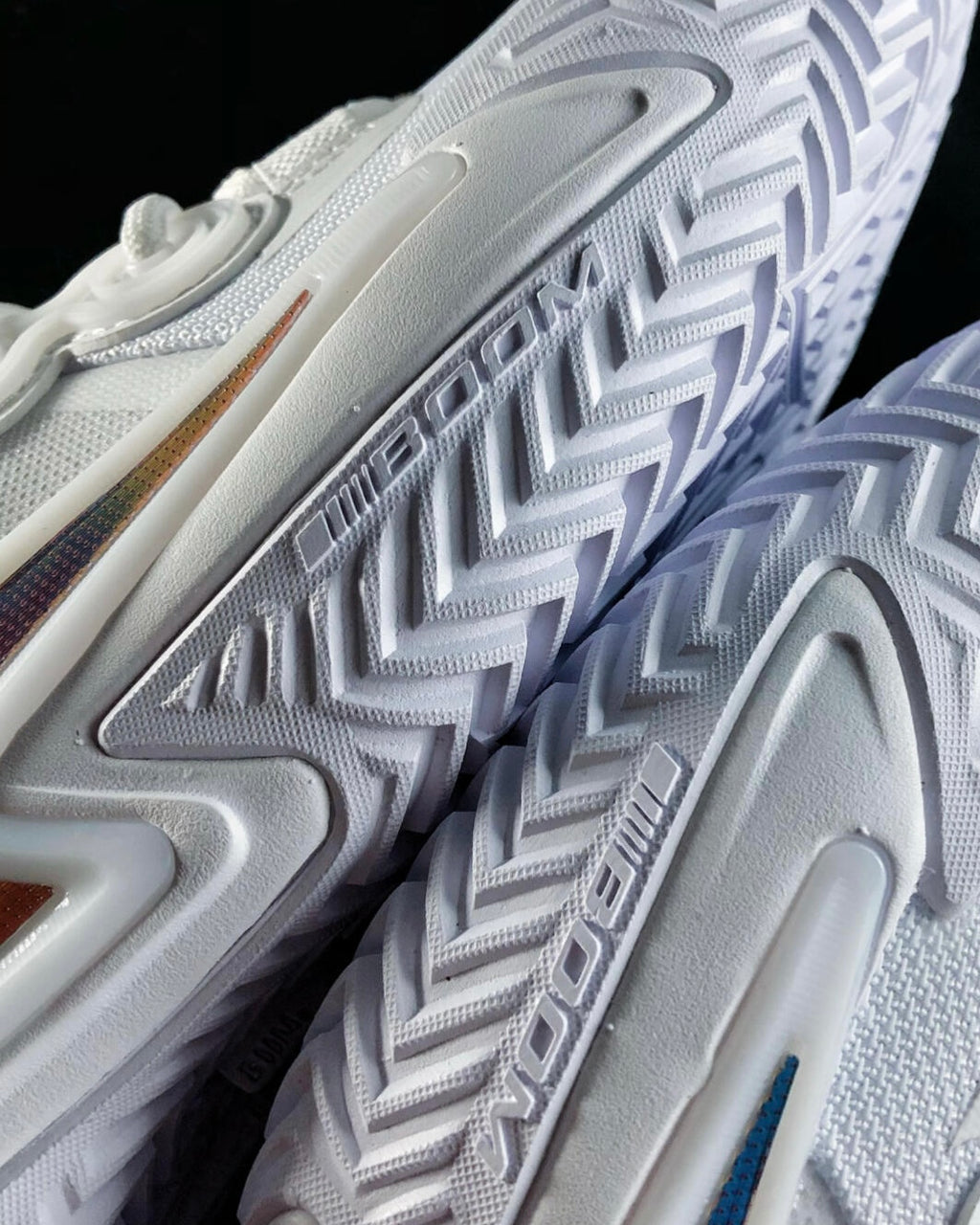 Li-Ning Wade Son of Flash "White Hot" 李宁 韦德之道 闪电之子 篮球鞋 白热/标准白