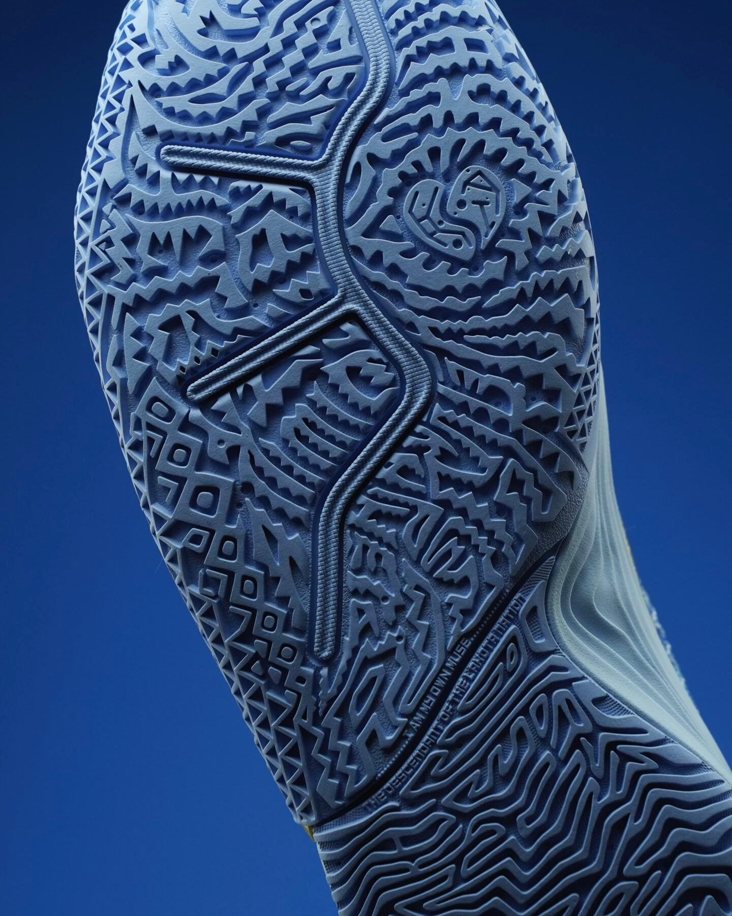 Anta x Kyrie Irving KAI 2 "Klay" 安踏 欧文二代 篮球鞋 克莱