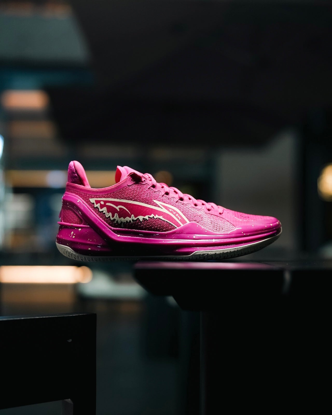 Li-Ning Liren 4 V2 x Disney "Lotso" 李宁 利刃4 V2 迪士尼联名 篮球鞋 草莓熊