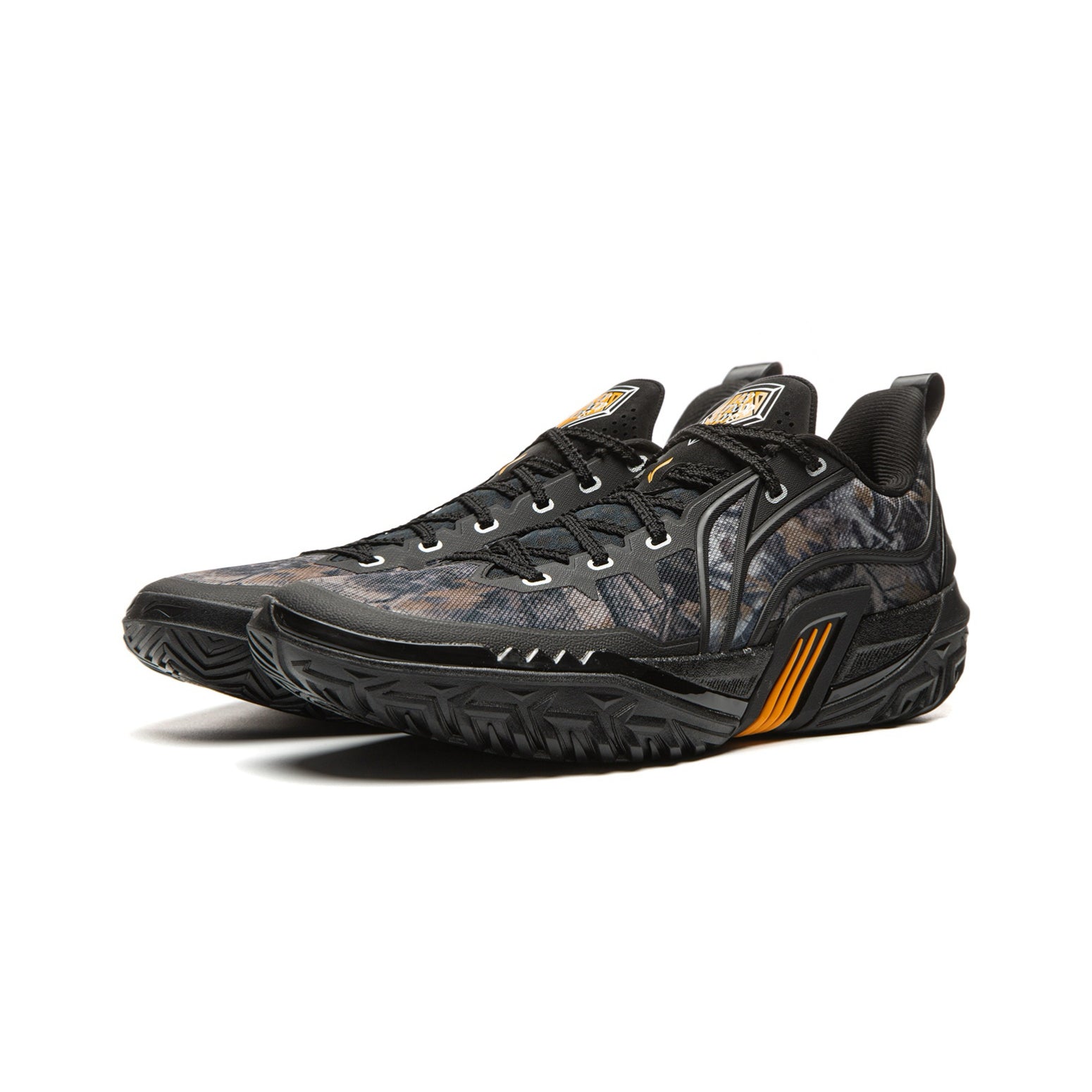 Li-Ning JieAo 3 "Dryad" 李宁 桀骜3 篮球鞋 枯叶蝶