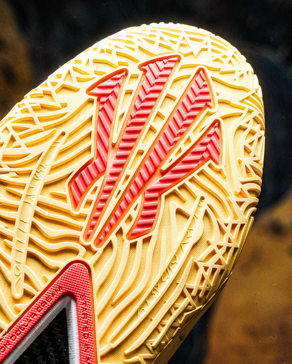 Anta x Kyrie Irving KAI 3 "Chinese New Year" 安踏 欧文三代 篮球鞋 骐骥