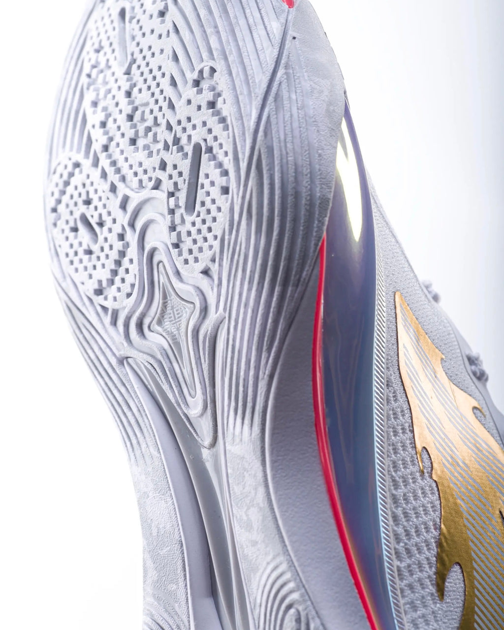 Li-Ning Sonic 13 V2 "Angle" 李宁 音速13 V2 篮球鞋 追光为翼