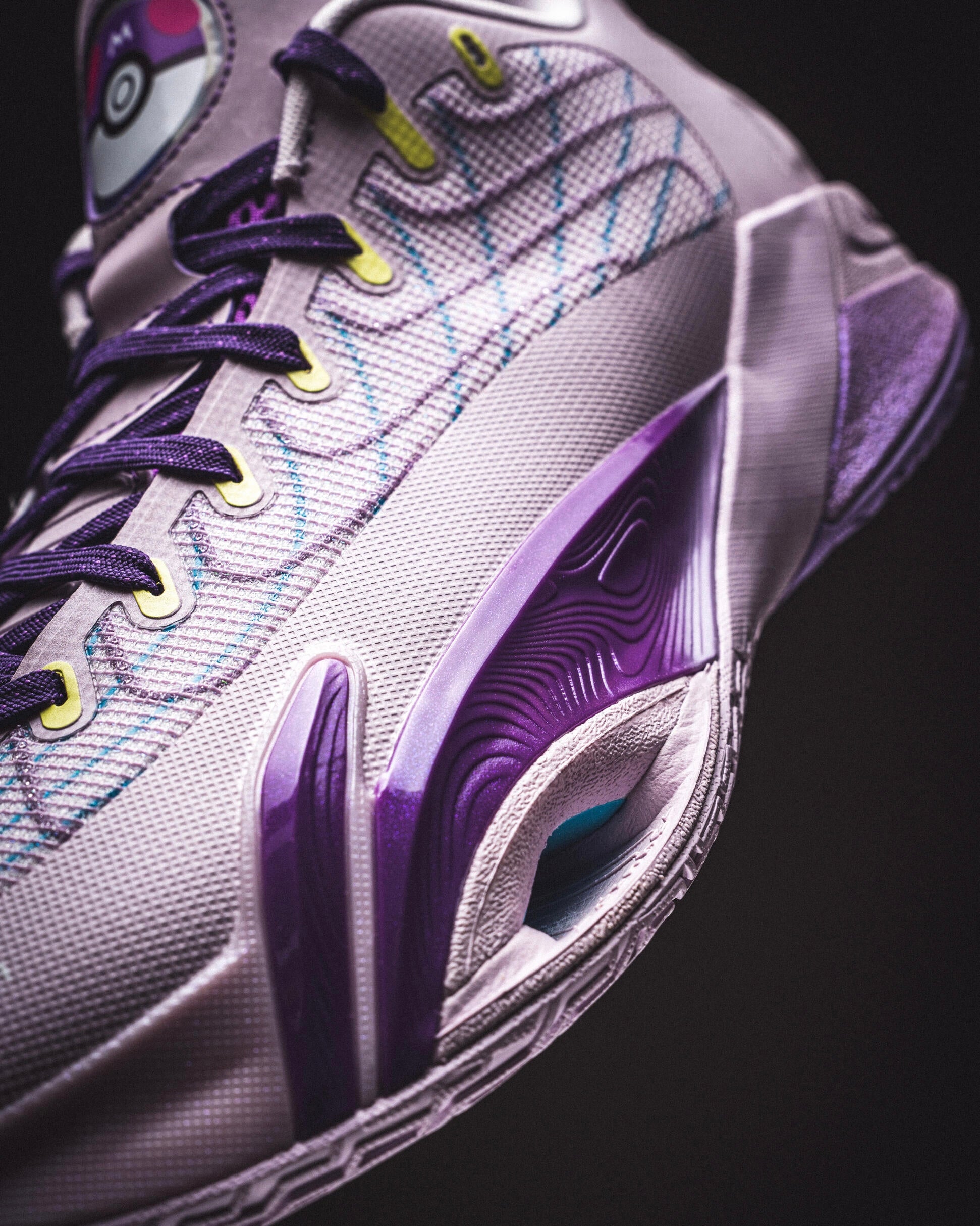 Li-Ning Power 12 x Pokémon "Mewtwo" 李宁 空袭12 宝可梦联名 篮球鞋 超梦
